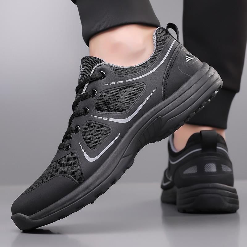 New Training Shoes Resistant To Black Outdoor Breathable Physical Training Running Shoes Men's Lace-up Fashion Men