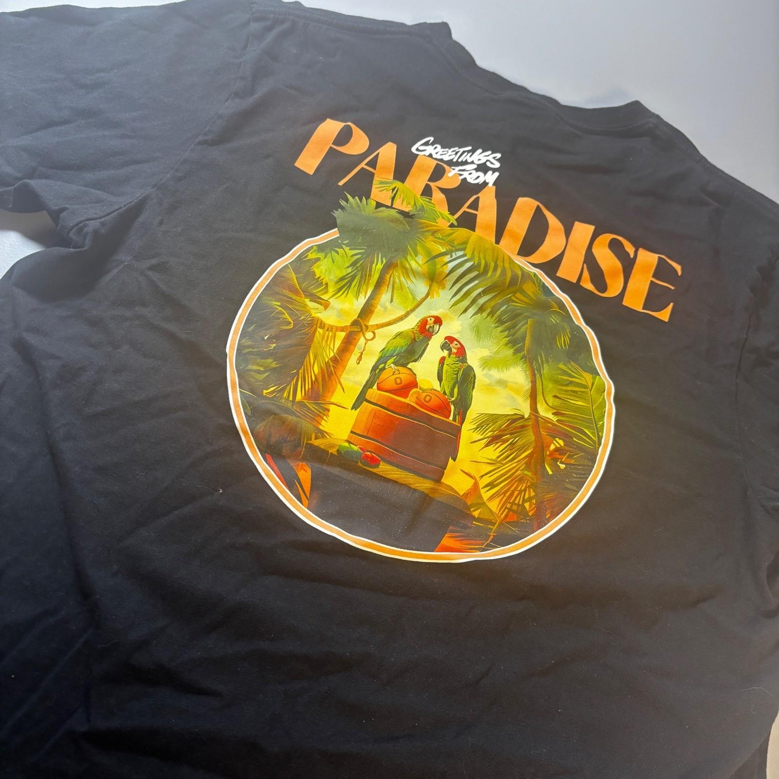 Overtime Greetings From Paradise Parrot Palm Graphic Print Black T-Shirt Unisex T-Shirt M