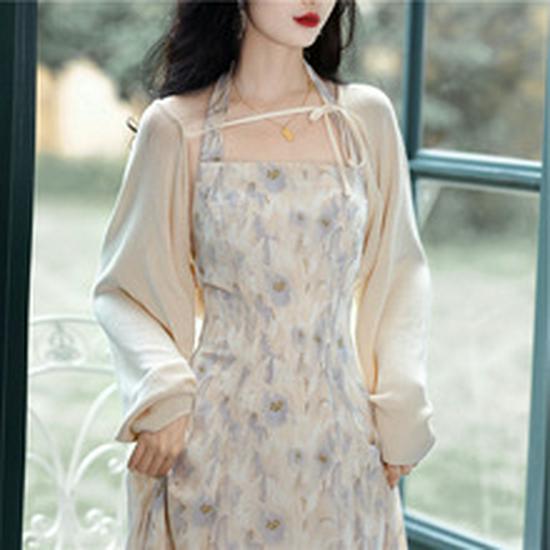 2024 Fall/Winter Heart Buckle Slimming Wool Coat with Peter Pan Collar