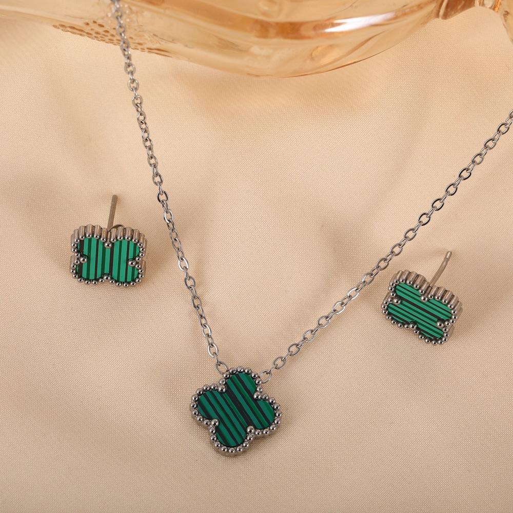 

Комплект из 2 предметов «Кловер» из нержавеющей стали, модное ожерелье, украшения для ушей и ногтей, комплект из двух предметов Necklace+earrings зелёный