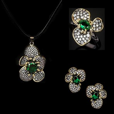 2026 Light Luxury Eleganter Retro-Stil Schwarz-Gold Ring Halskette Ohrstecker Dreiteiliges Set Leicht Intarsien Zirkon Blume Dreidimensionaler Sinn