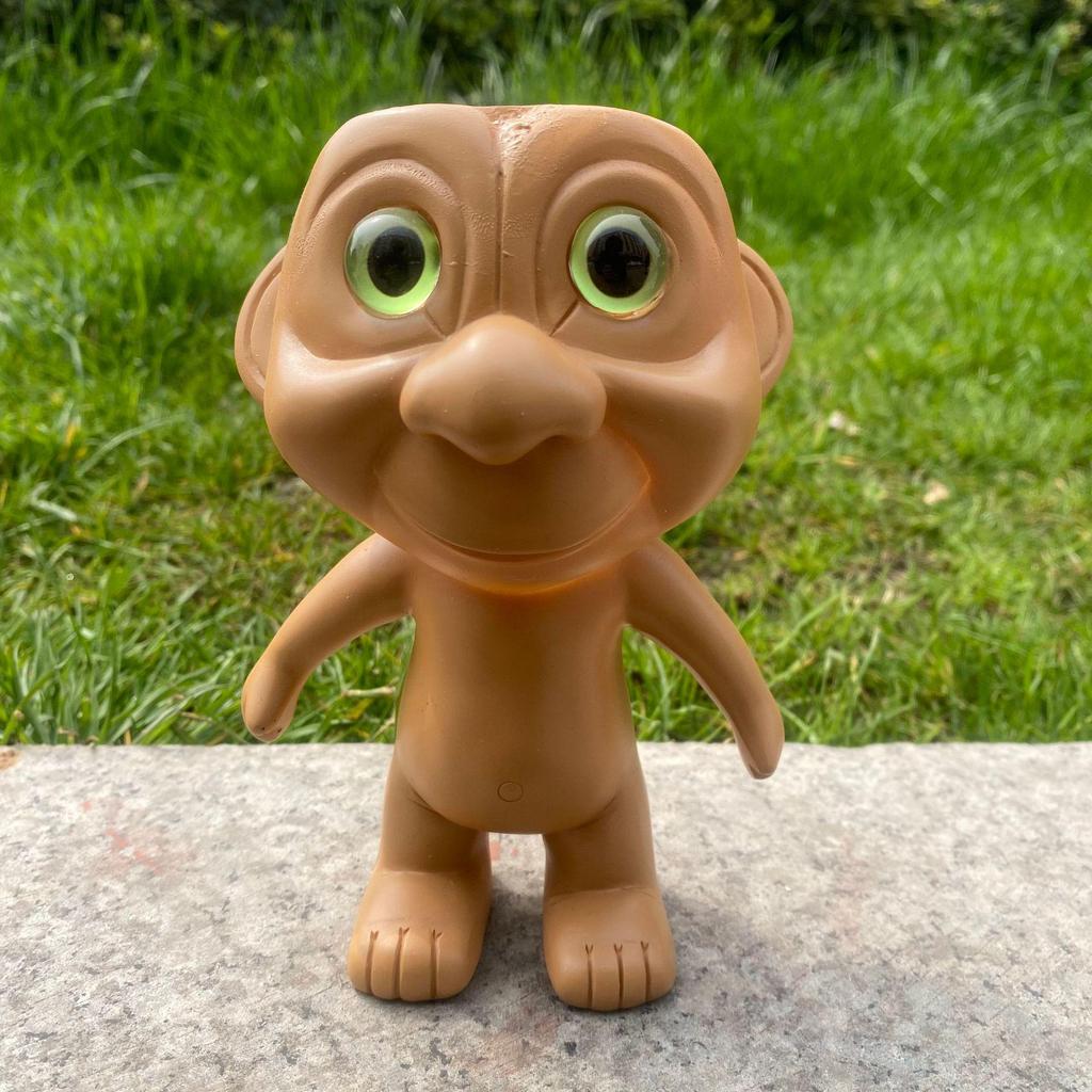 Octopus Succulent Pot with Doll Decoration - Creative Outdoor Resin Ornament.