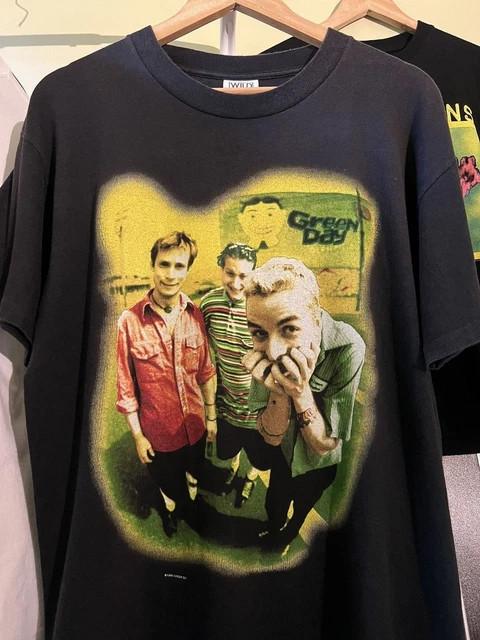 

Vintage Green Day 1995 Tour Band Classic Style Black Unisex Shirt Unisex T-Shirt XL