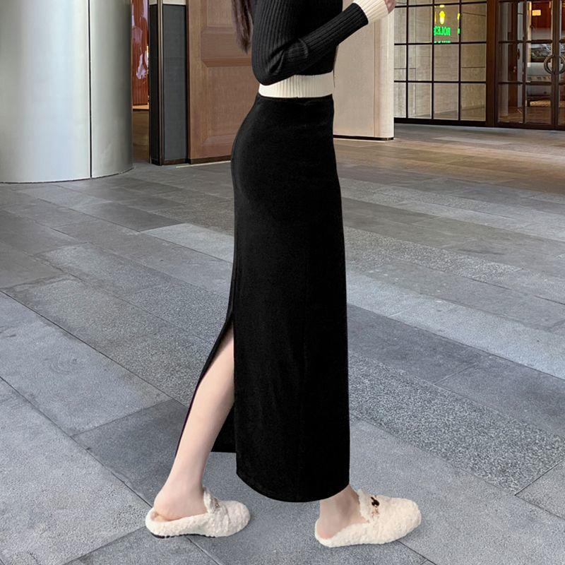 Women's Autumn/Winter Black Velvet Slimming Long Skirt with Thick Lining and Slit