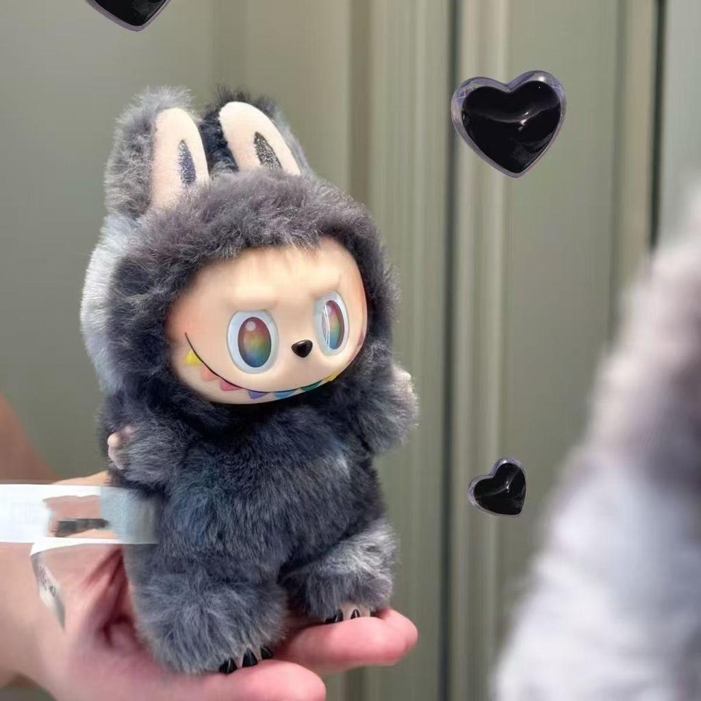 Neue Plüschtierpuppe der 3. Generation Dekoration Geschenk Anime Actionfiguren Lieblicher Anhänger Überraschungsgeschenk