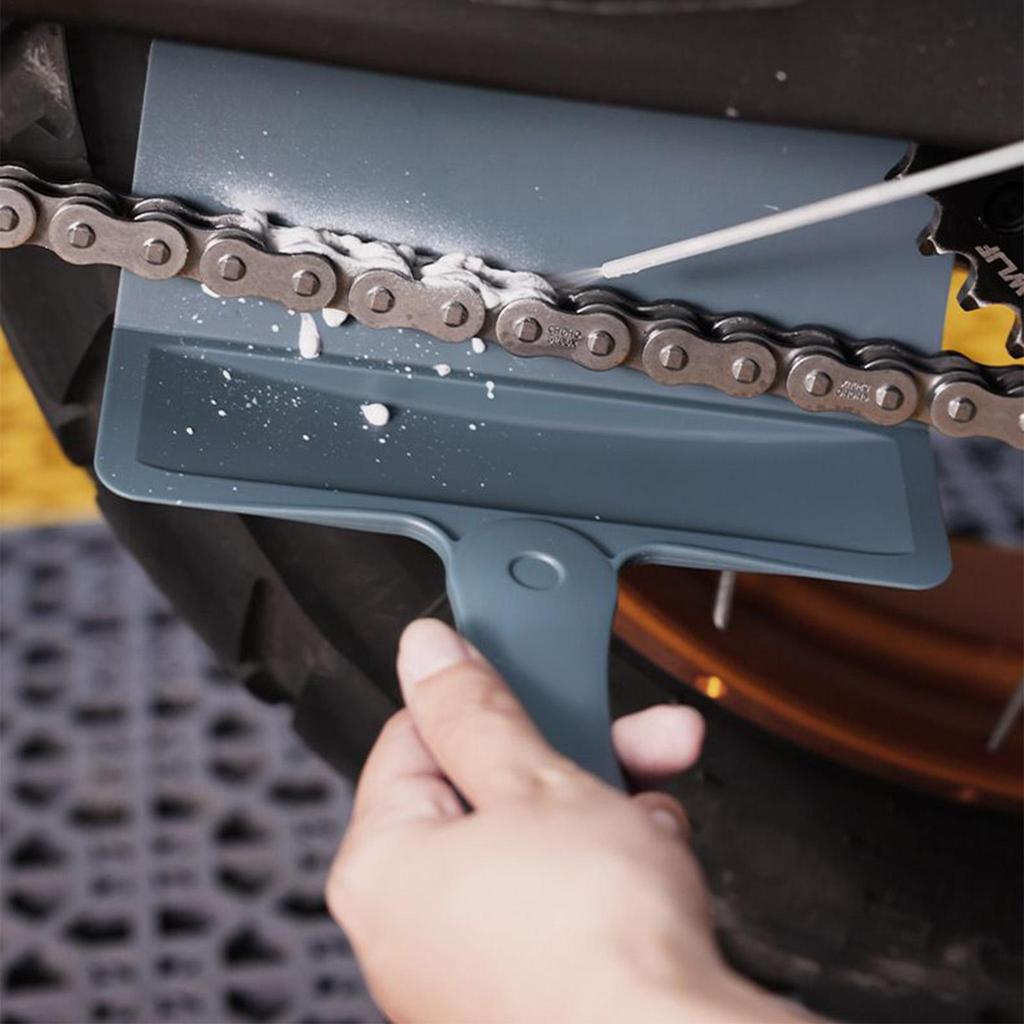 Foldable Motorcycle Chain Oiler Tool No Clutter Lube Applicator With Oil Baffle, Women Men Beginners Long Travel Cycling Parts