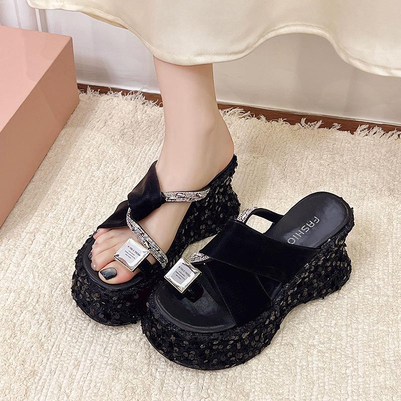 Spring and Summer Fashion Rhinestone Outer Wear Casual Flip-flops Thick Bottom Slope Heel Waterproof Table Transparent Women's High Heel Cool Slippers