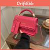 Stilvolle und schicke kleine quadratische Tasche für den Frühling mit Ketten-Schulterriemen in Schwarz, Rosa, Grün, Blau und Weiß