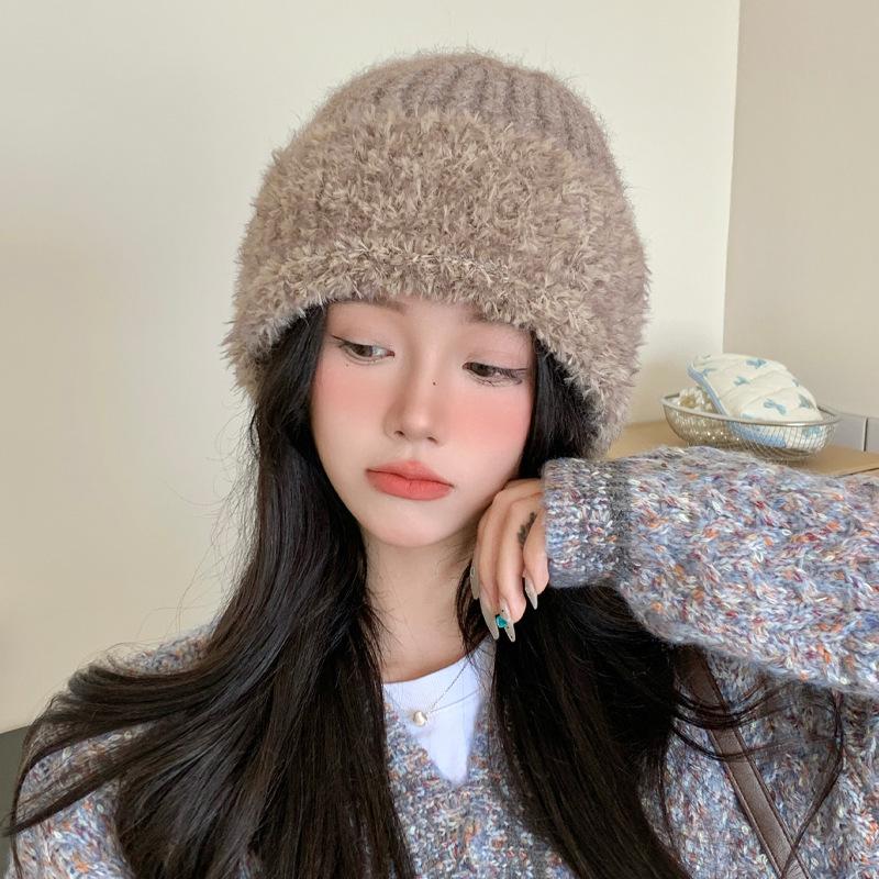 Versatile Velvet Knitted Hat for Outdoor Travel Windproof and Warm Hat Korean Style Casual Large Head Cap
