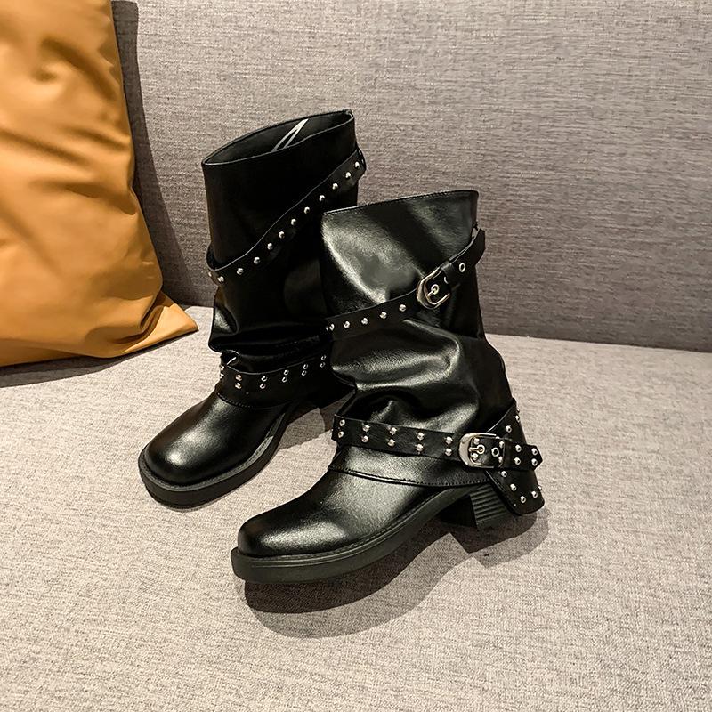 Coarse heel retro locomotive pleated short boots rivet stacking boots women's belt buckle boots Spice girl square head new black