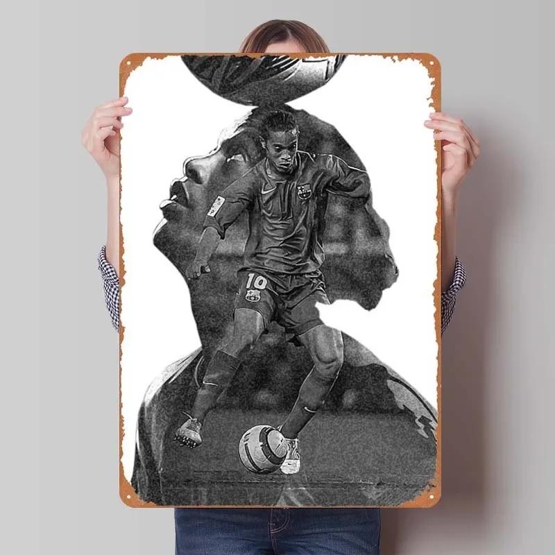 Ronaldinho Sign Sportposter Metall Wandkunst von Wandmalereien Vintage Metall Blechschild Plakette für Wandkunst Dekoration Man Cave Retro Zuhause