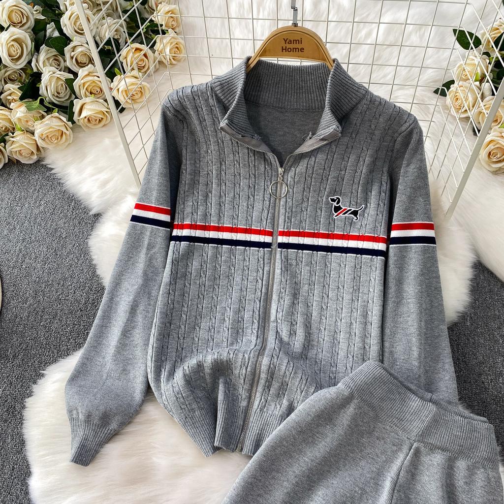 Faionable Knitted Embroidered Striped Set High Waist Wide Leg Pants Zipper Jaet for Women Autumn Season Casual Wear