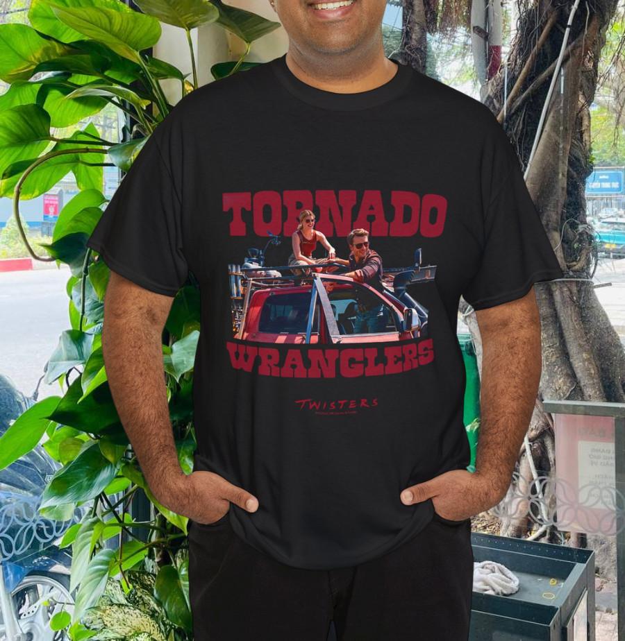 

Twisters Tornado Wranglers Tyler Kate T-Shirt 2XL