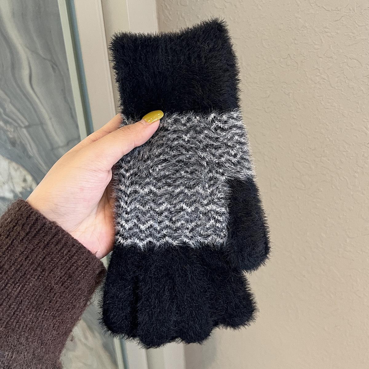 

Korean Style Simple Striped Knitted Plush Gloves for Women in Winter Cold Proof and Warm Versatile Outdoor Cycling Fingerless, Touch Screen One size