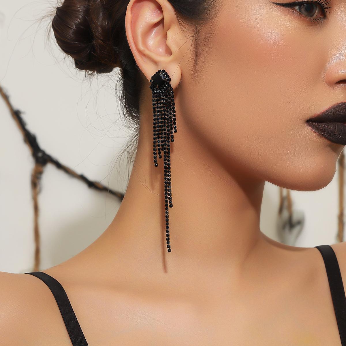 Модные, роскошные серьги-кисточки с суперблестящими стразами для женщин, модные универсальные серьги-гвоздики и аксессуары для ушей