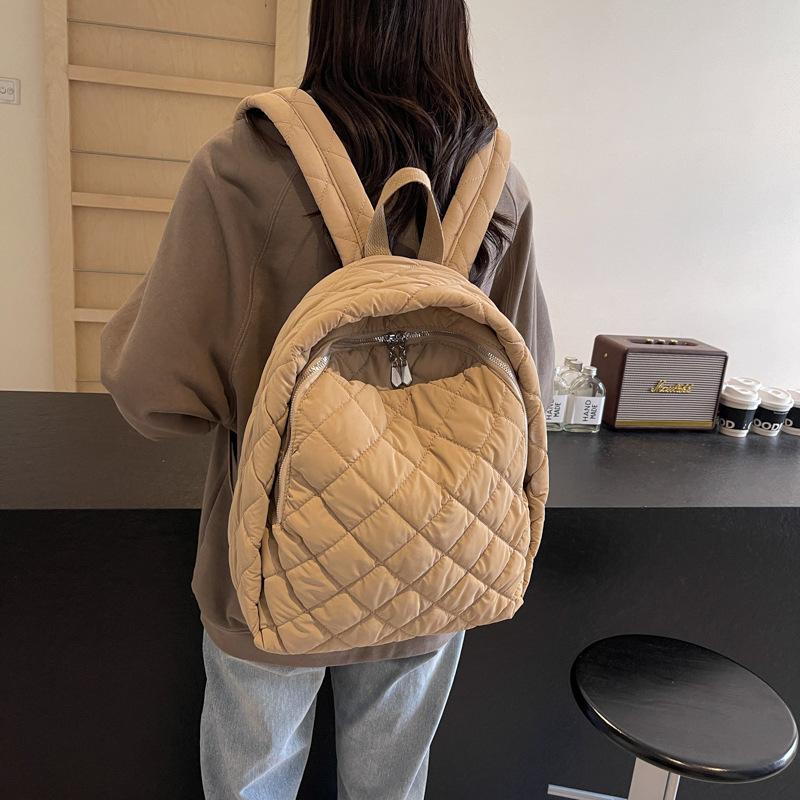 Schoolbag rhombus embroidered thread women's backpack 1011 new versatile travel bag fashionable backpack student class schoolbag