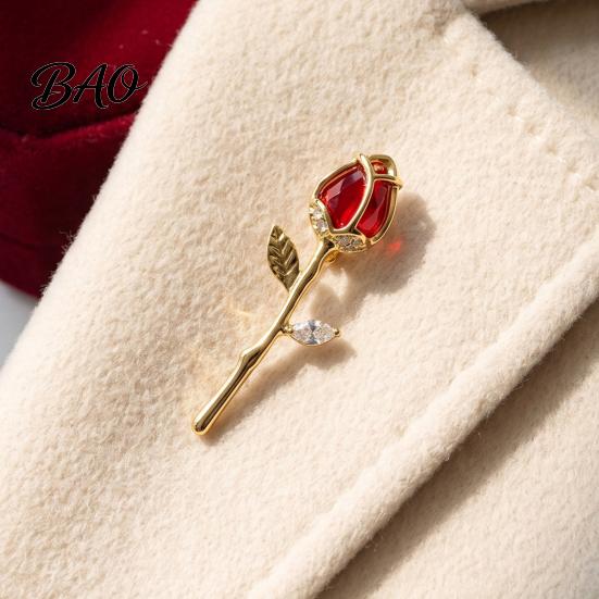 Shiny Lapel Pin Red Rose Bud Brooch Pin, Retro Rhinestone Floral Men Women Jewelry Accessories for Suit Dress Coat Scarf Luxury