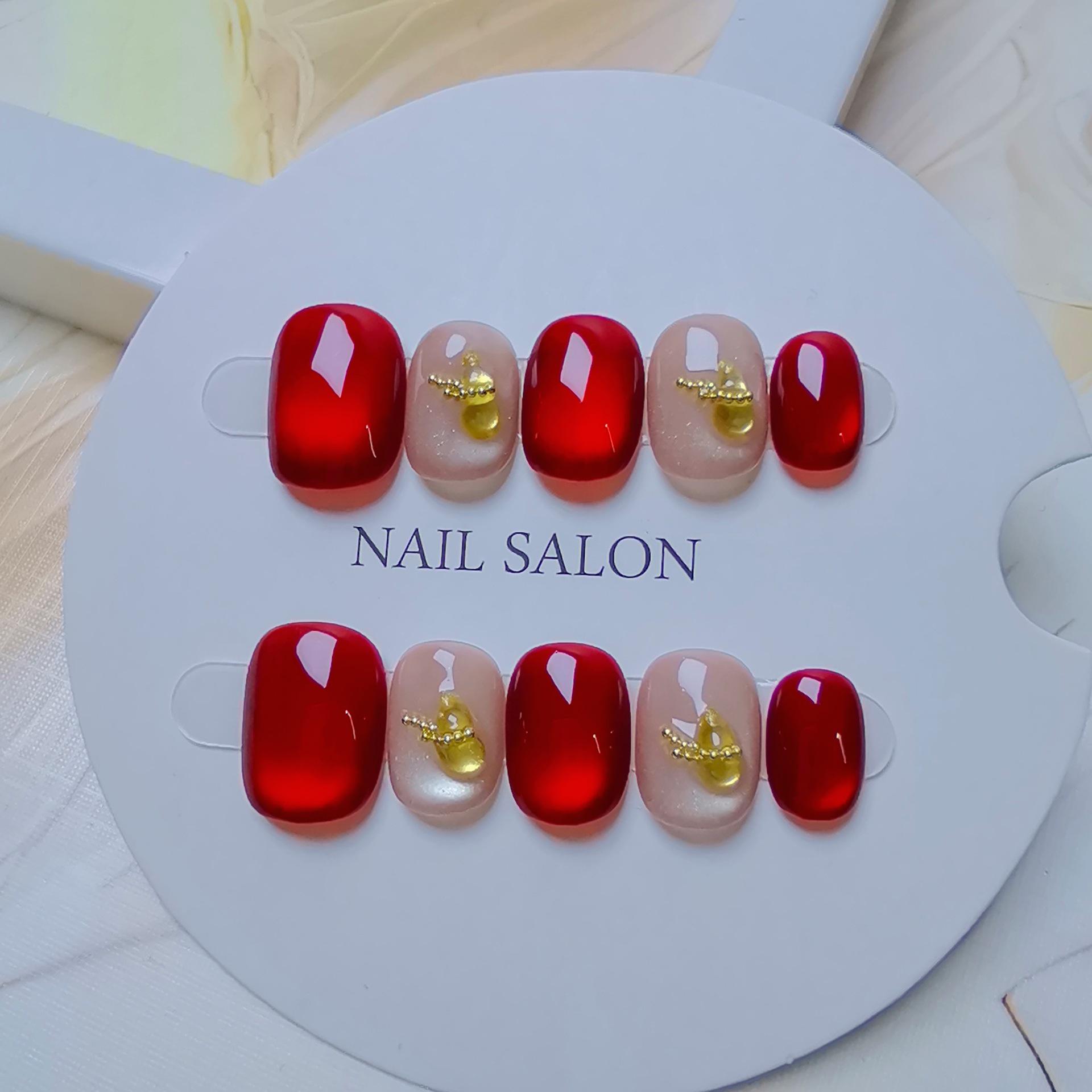 

Golden Gourd 2026 New Year Handmade Red Cat Eye Manicure Stickers - Whitening Nail Art.