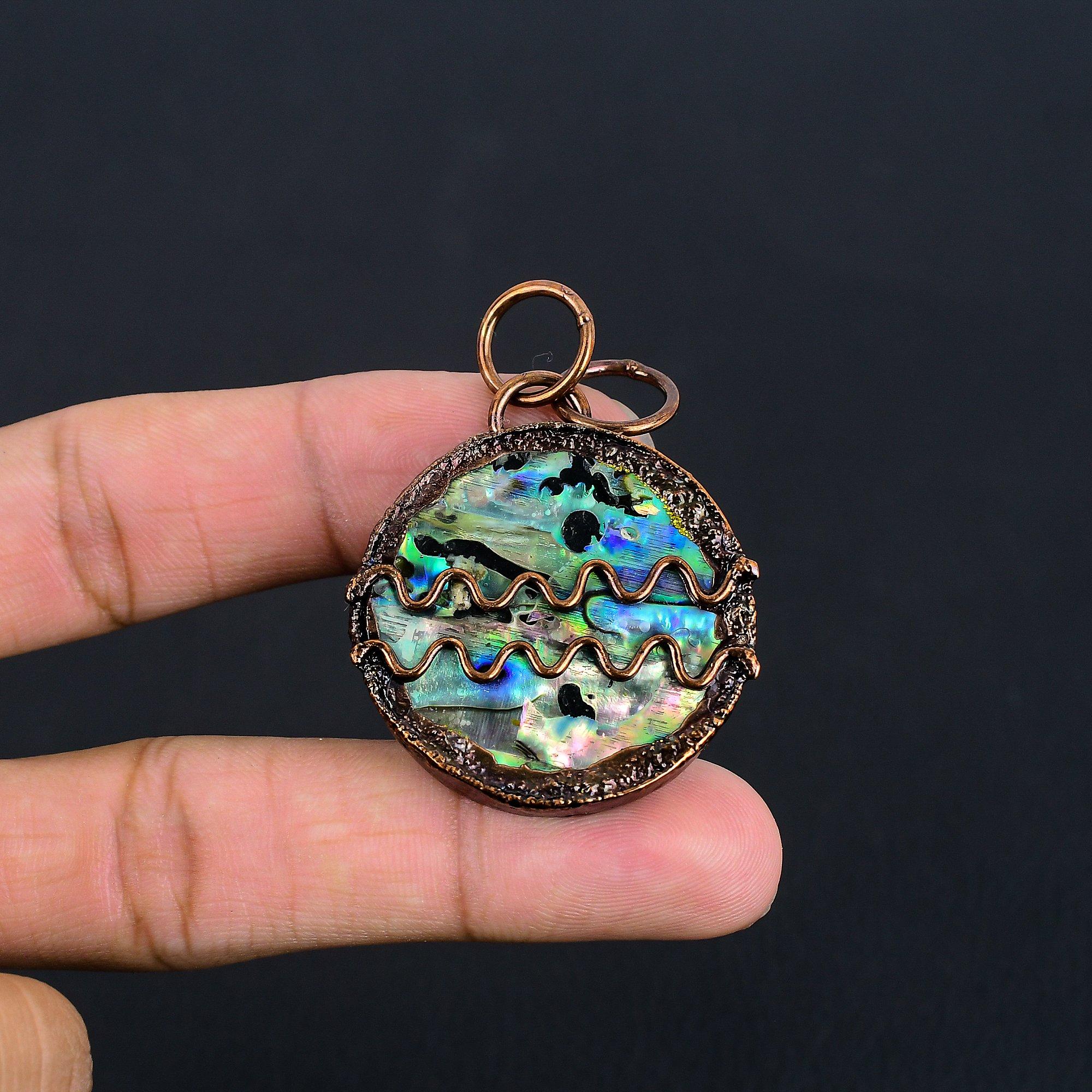 

Подвеска из меди с гальваническим покрытием раковиной абалона, Ювелирные изделия с подвеской из драгоценного камня ручной работы, Подарки для жены, Совершенно новая подвеска 2.55 Inches