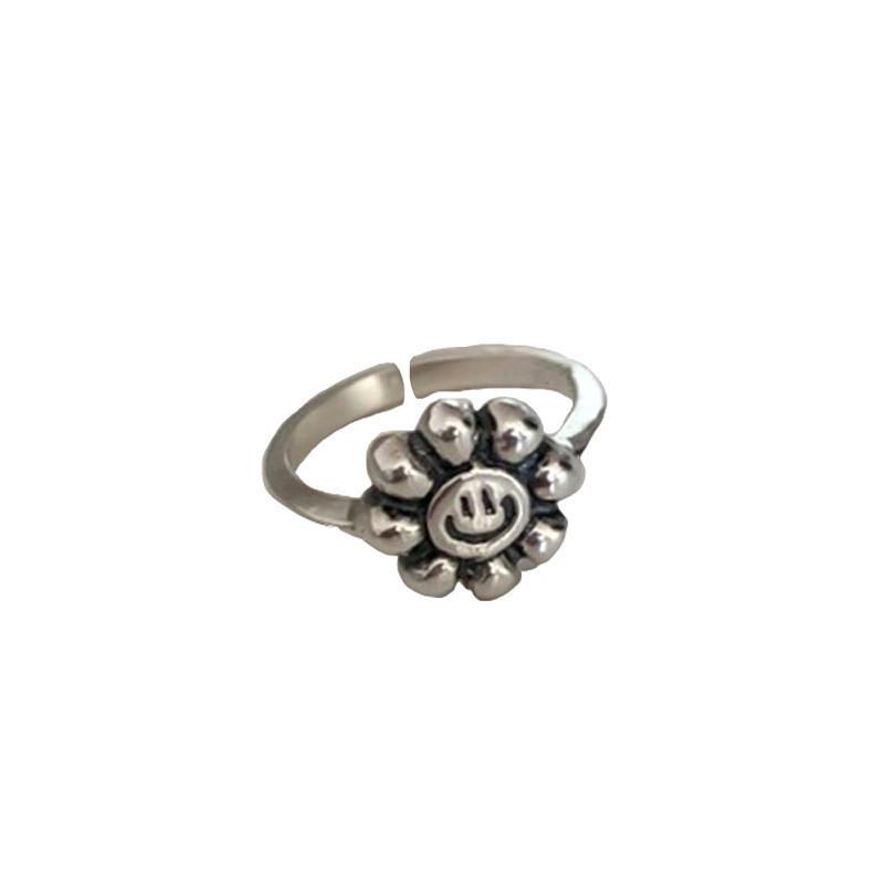Luxurious Cold Aesthetic Geometric Ring With Adjustable Size For Modern Fashion Lovers