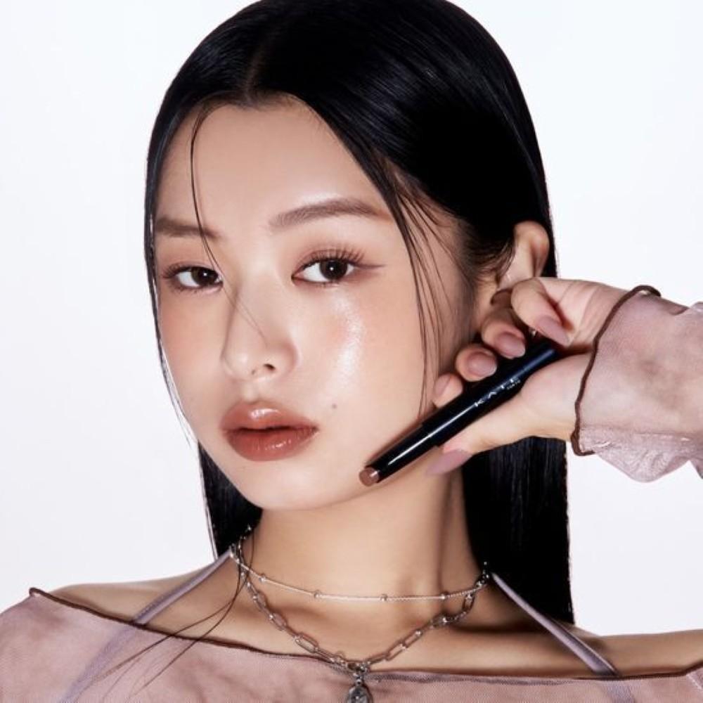 KATE Lip Monster Super Glossy 1.6g