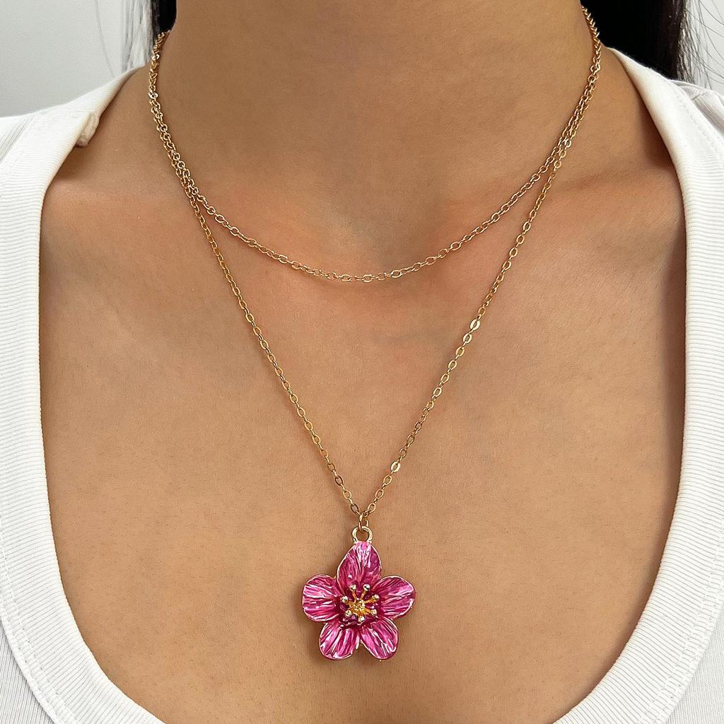 European Floral Gradient Pendant Necklace with Adjustable Snake Chain
