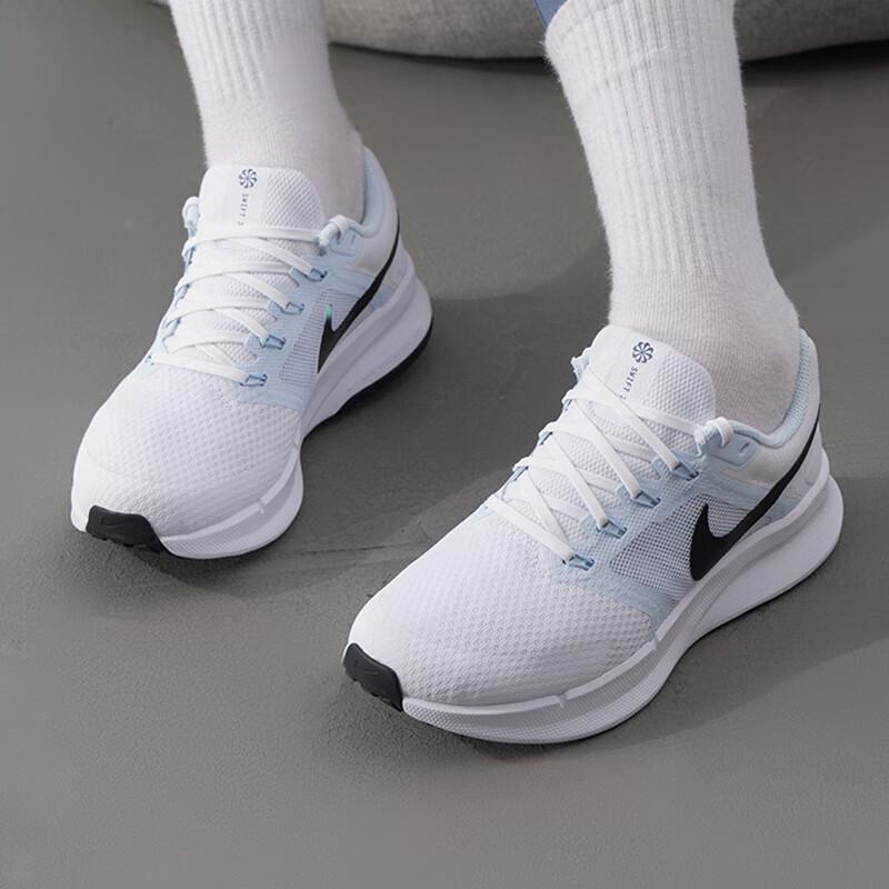 Nike Women s 7/24 Running Shoes DR2698-106 US 5.5