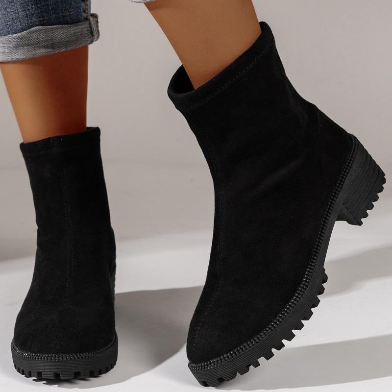 Naujo stiliaus batai: Didelio dydžio, aukštakulniai, storapadžiai aulinukai moterims, apvalianosiai, ploni aulinukai moterims