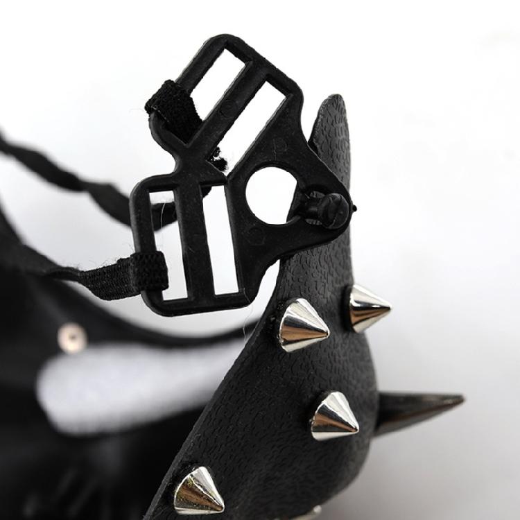 Masquerade Mask Half Face Mask Halloween Rhinestones Rivet Mask Breathable Cosplay Mask for Women Men Masquerade Cosplay