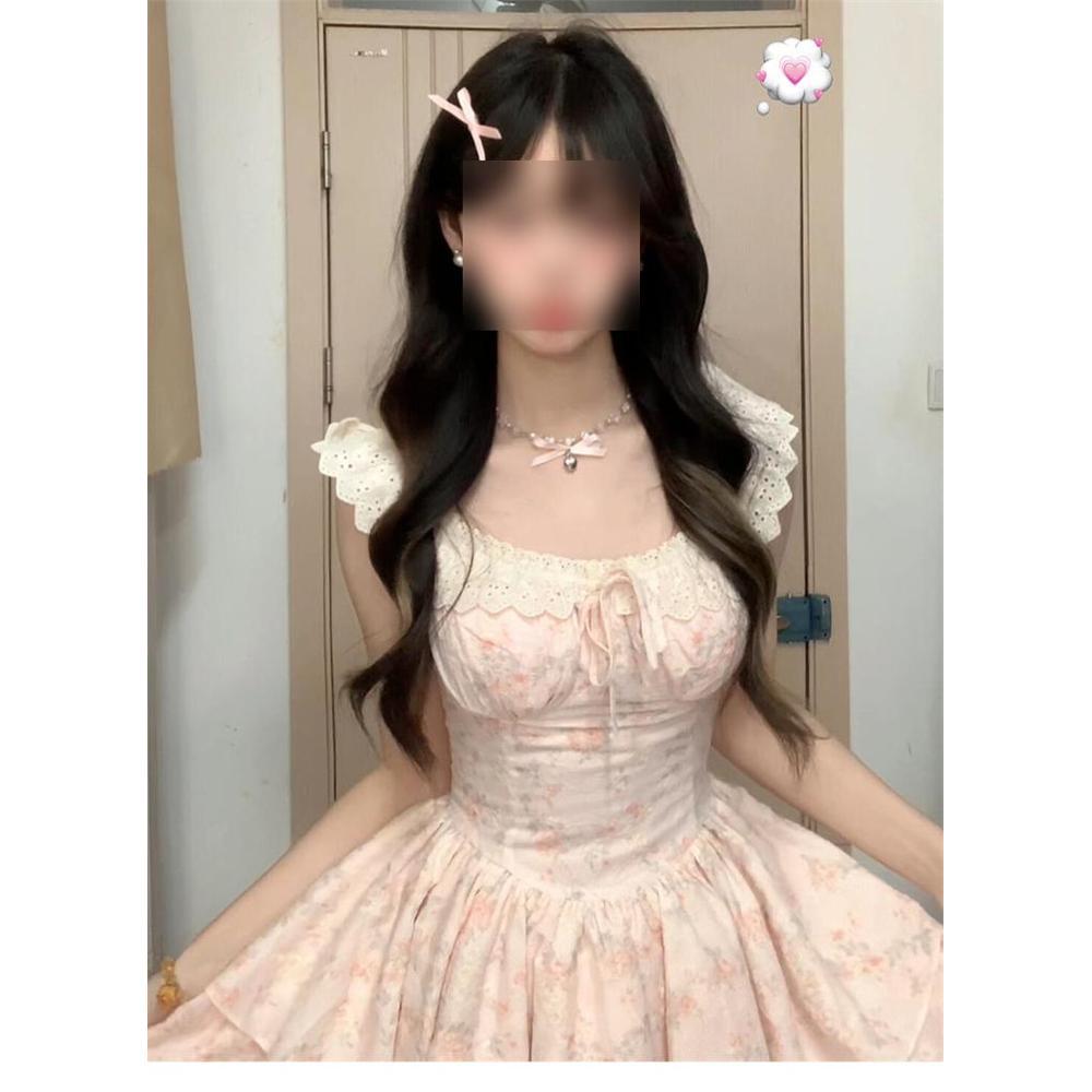 Girl fashion first love Xiaofei sleeve floral gentle wind cake princess dress waist puffy dress dress female summer