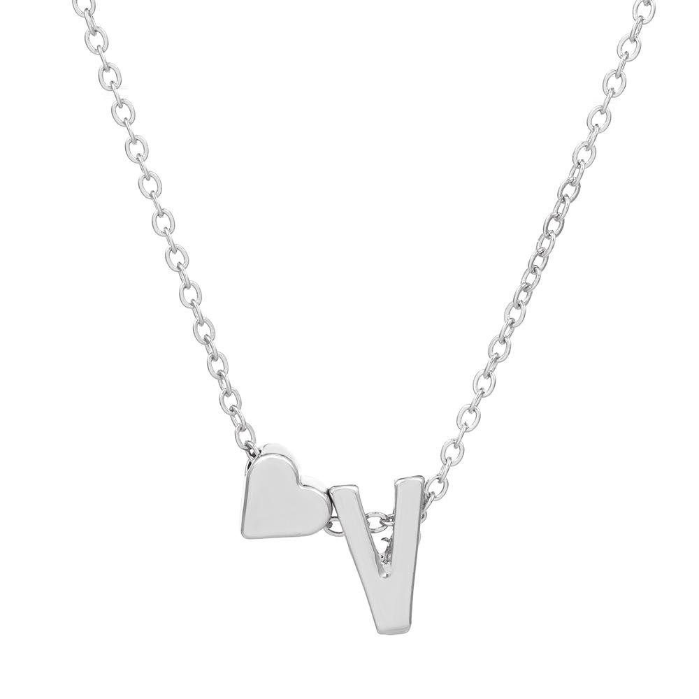 European & American Alphabet Love Heart Pendant Necklace – Versatile Peach Heart Clavicle Chain