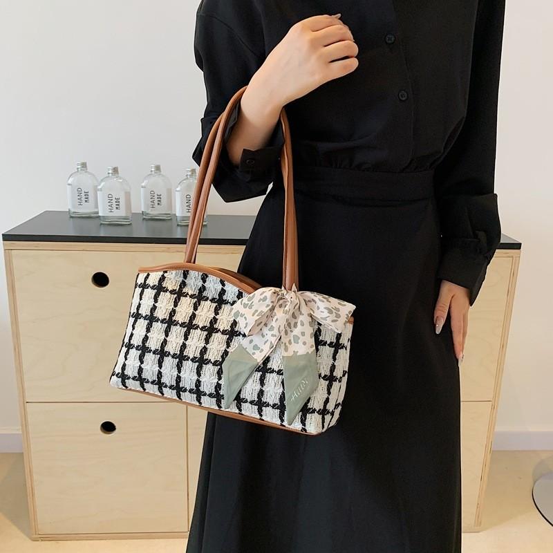 Trendy Plaid Color Block Shoulder Bag For Women Versatile Everyday Use Stylish Handheld Bag