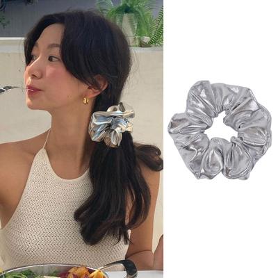 Y2k Σκριτσάκια Μεταλλικό Ασημί Χρώμα Μεσαίου Μεγέθους Λαστιχάκι Μαλλιών Γλυκό Απλό Ελαστικό Κορδέλα Μαλλιών Γυναικεία Αξεσουάρ Μαλλιών Καθημερινό Κεφαλόδεσμο