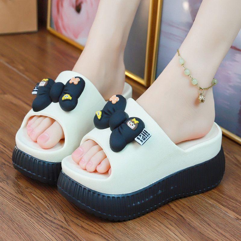 Mode Skor Gummi Tofflor Tofflor Kvinnor Plattform Slides 2025 Massage Sommar Platta Damskor Tofflor Kvinnor Sommar Slides Plattform