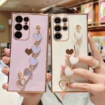 Luxury Plating Love Heart Wrist Bracelet Phone Case For Samsung S25 Ultra S24 FE S23 S22 S21 A16 A55 A35 A15 A54 A35 Shockproof TPU Soft BUmper Cover