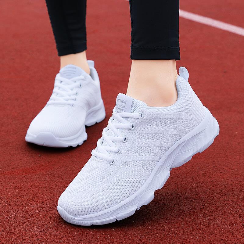 Scarpe a rete primaverili leggere scarpe sportive con suola morbida scarpe in tessuto con tacco basso scarpe casual