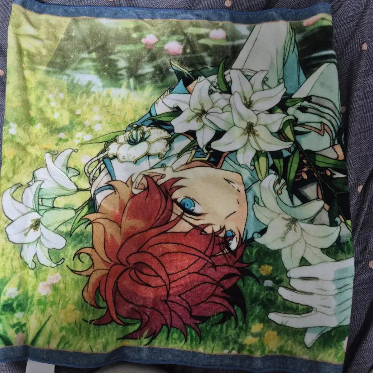 

Hiro Jungstar Limited White Lily Towel