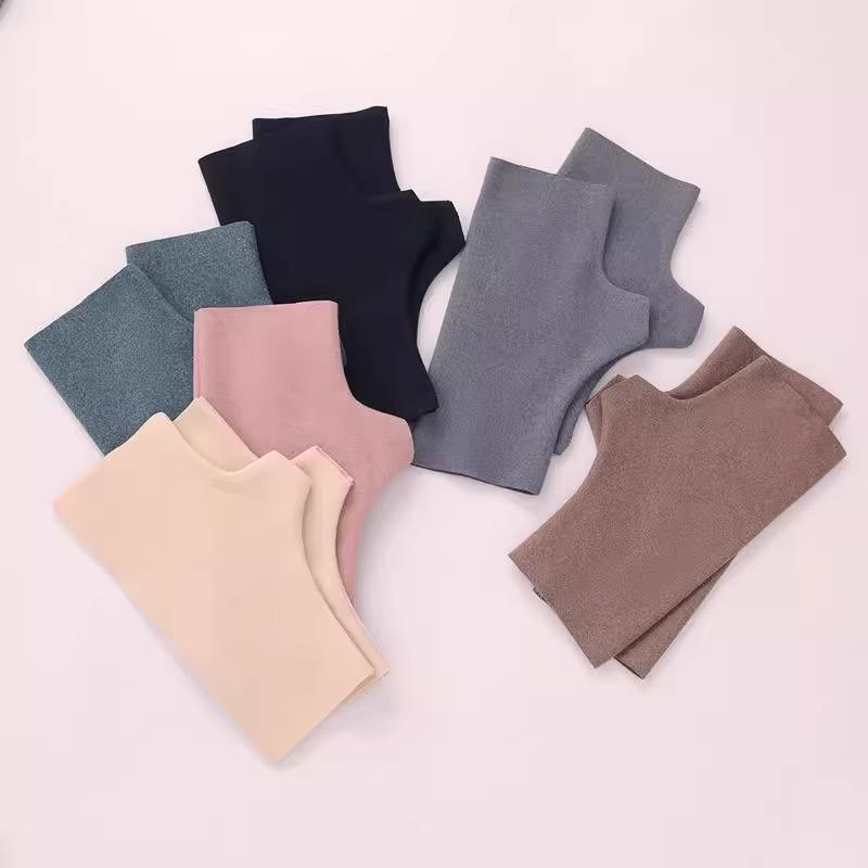 Women's and Men's Autumn/Winter Self-Heating Half-Finger Touchscreen Gloves with Velvet Lining