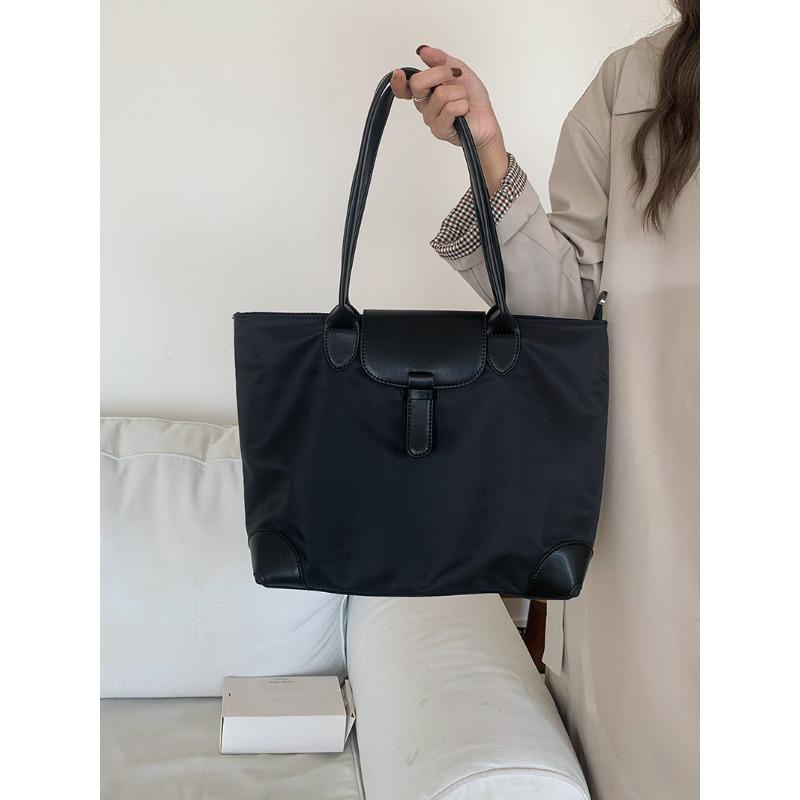 

Large-capacity bag Women s new shoulder bag Commuter big bag Student class bag Nylon cloth versatile tote bag чёрный