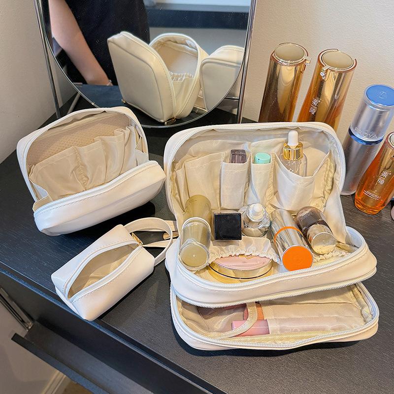 Fashion PU Leather Tote Women Large Capacity Makeup Bag Portable Cute Ladies Cosmetic Toiletry Storage Pouch Handbag Zipper Bag