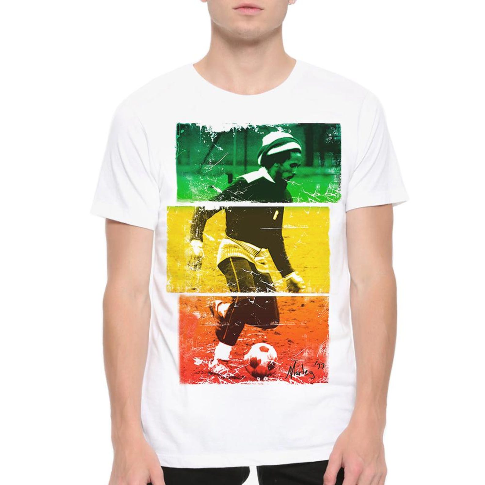 Bob Marley Playing Football T-Shirt, Men s and Women s Sizes 3XL