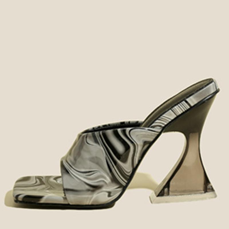 Sexy Eckige Zehenpartie Seltsame Transparente Absätze Pantoletten Slipper Sommer Mode Mischfarben Slip-On Pantoletten Damen Party Sandalen Schuhe