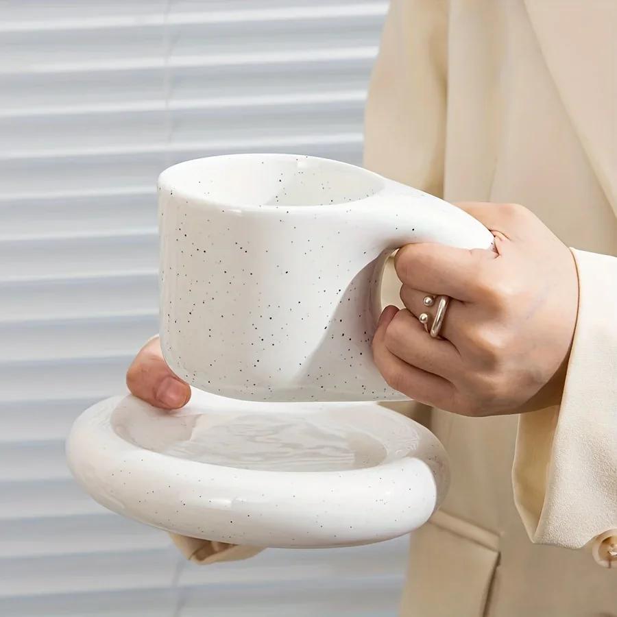 1Set 350ml Ceramic Coffee Chubby Mug Saucer Set Creative Cute Fat Handle Cup with Saucer for Office and Home Room Decor