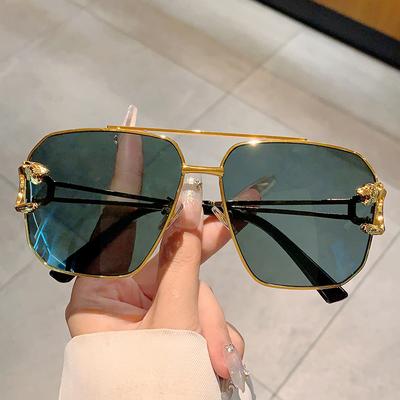 Occhiali da Sole Vintage da Pilota Tendenze Moda Retro Metallo Lenti Nere Donna Decorazione Leopardo Occhiali da Sole Sfumati per la Spiaggia