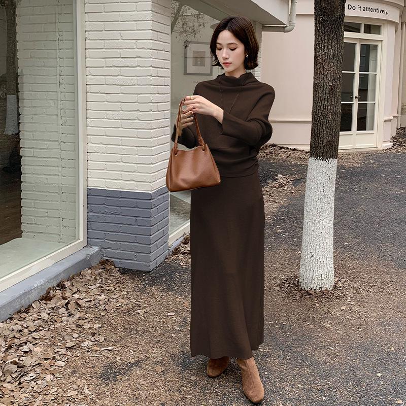Korean Style Women's Knit Top & High Waist Skirt Set with Buttoned Waist-cinching and Loose High Neck Design