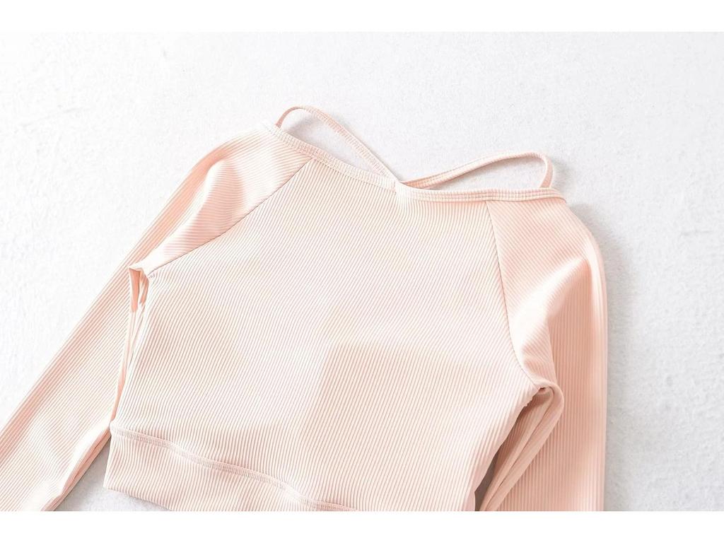 Women's Ribbed Long Sleeve Yoga Top with Chest Pads - Quick-Dry Crop