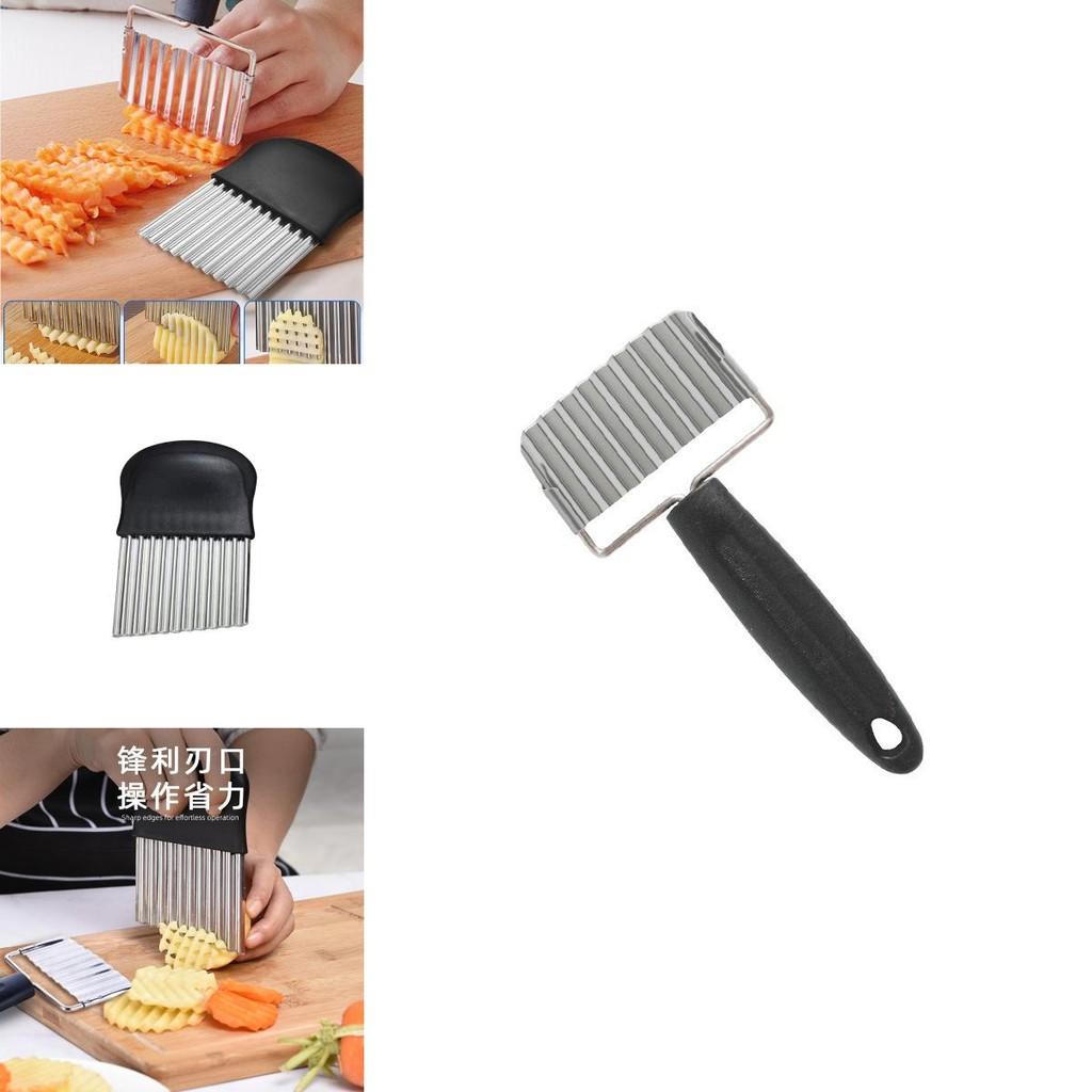 Innovatives stilvolles Kartoffelmesser aus Edelstahl für kreatives Gemüse schneiden in der Küche