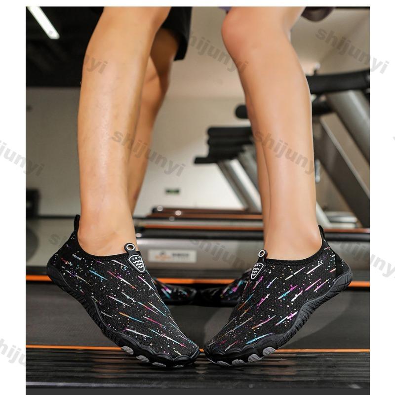 Fashion Lightweight Quick Drying Wading Shoes Women 2025 Fashion Breathable Slip on Casual Sports Shoes Comfortable Running Hiking Shoes