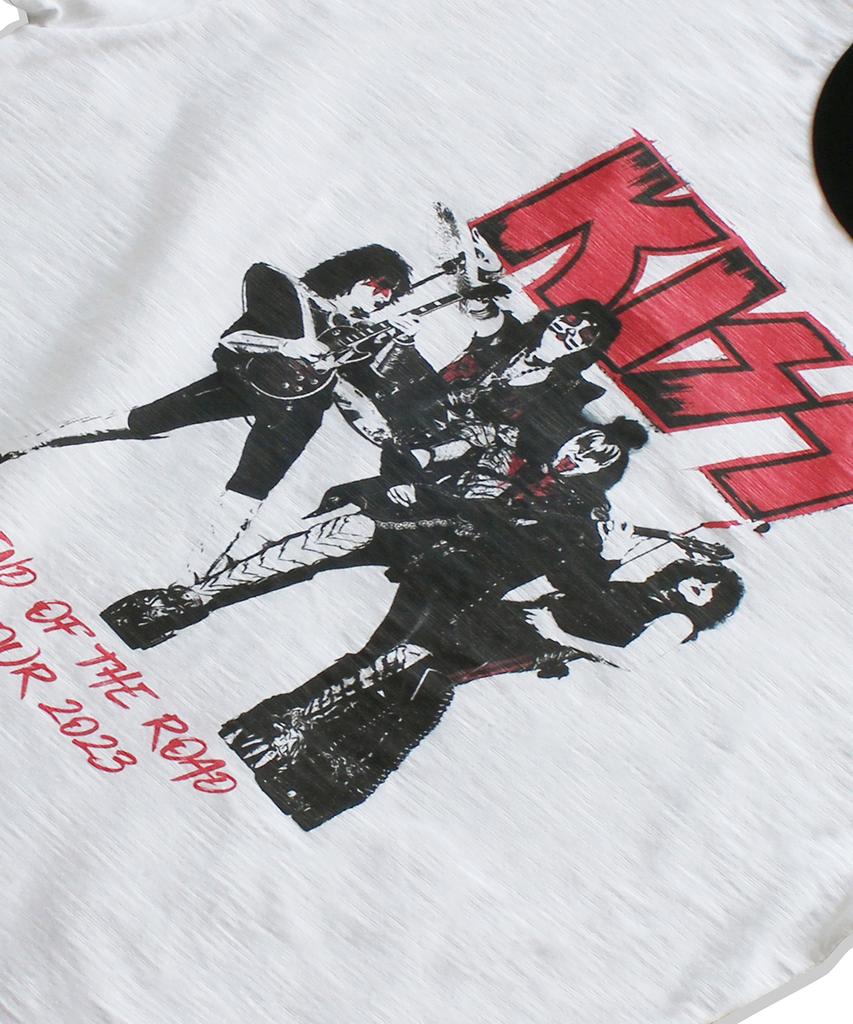 MAINBOOTH [Kiss] End Of The Road T-Shirt (White)