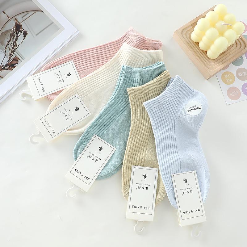 Ladies Spring and Summer Sweet Shallow Mouth Short Tube Low Top Cotton Socks